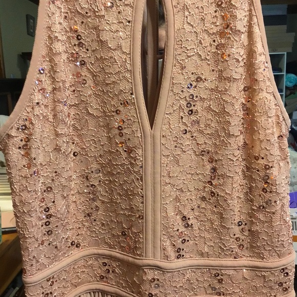 Rose Gold Lace Keyhole Tie Back Halter Dress - Picture 5 of 6